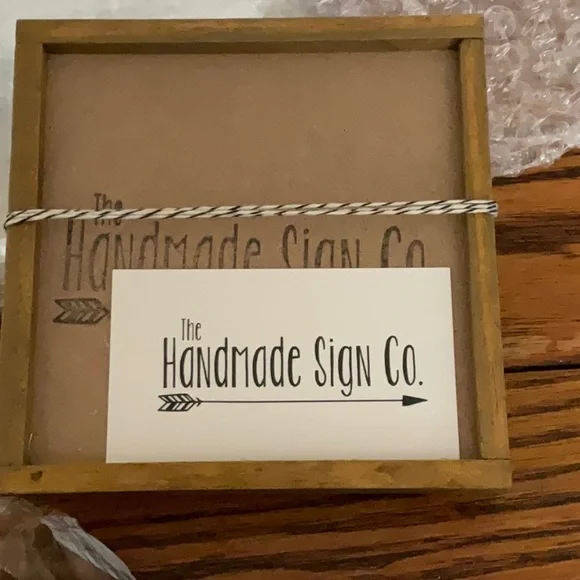 NIB “be you tiful” charming wooden sign - Picture 2 of 3